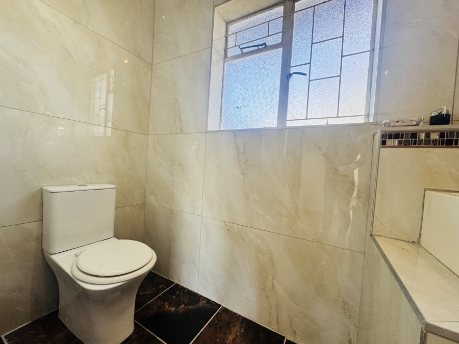 3 Bedroom Property for Sale in Flamwood North West
